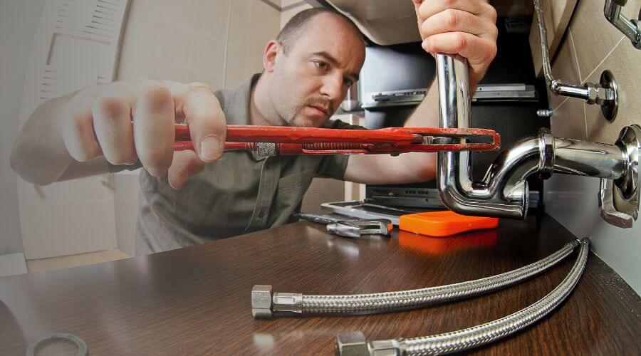 Professional Tankless Water Heater Installation in Moss, TN